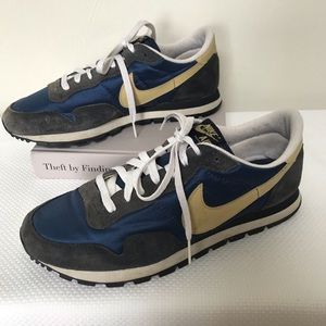 Men’s retro Nike Airs, size 10